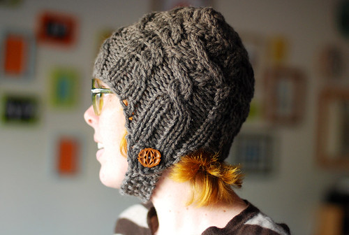 Cabled Haka hat+cowl