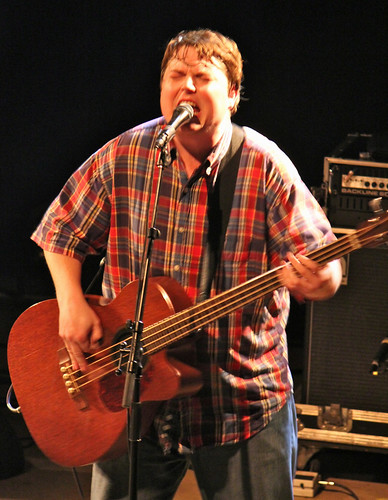 Tim Saxhaug bass