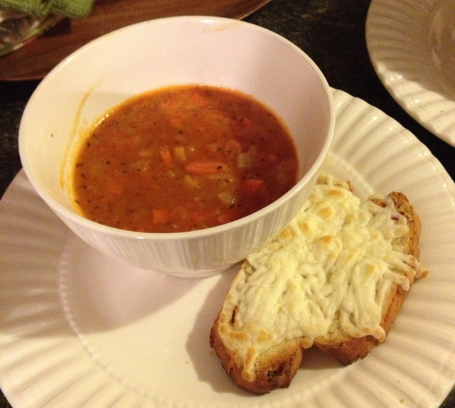 tomato-soup-from-scratch-cheese-bread