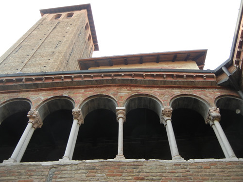 DSCN4949 _ Basilica Santuario Santo Stefano, Bologna, 18 October