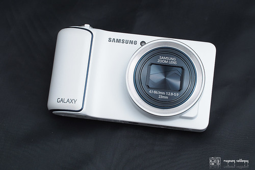 Samsung_Galaxy_Camera_intro_01