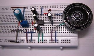 Audio Amplifier using FM kit and Lm386