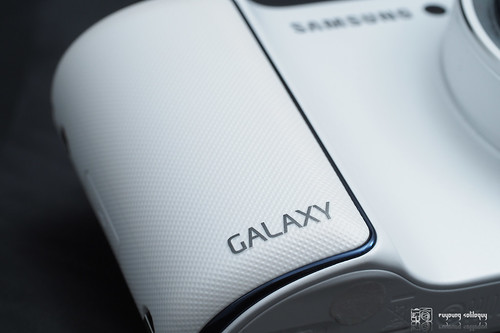 Samsung_Galaxy_Camera_intro_02