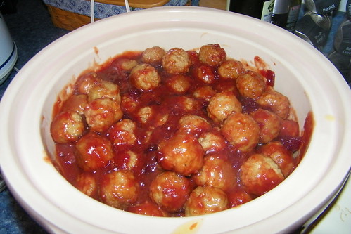 Holiday Meatballs with Cranberry Sauce