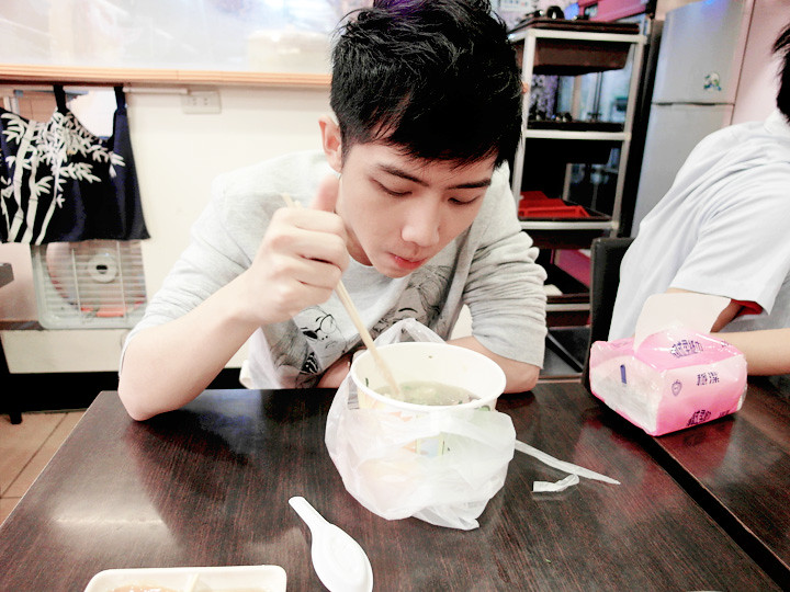 ran eating Guan Dong Zhu