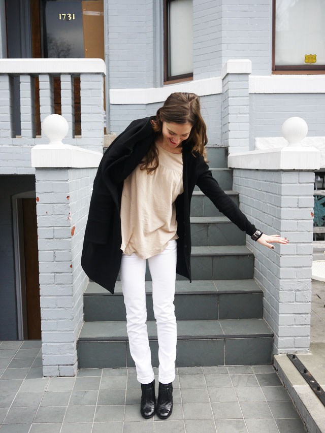 my fair vanity, black trench, white jeans, style blog, neutral for spring 2013 3