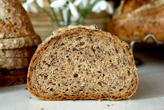 14 flaxseed bread