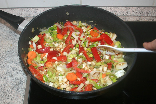 44 - Gemüse anbraten / Roast vegetables