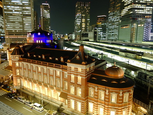 night scene of Tokyo Station terminal 03