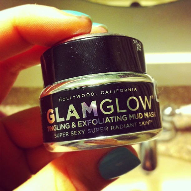 Sticking with my New Year's Resolution to take better care of my skin by using this Glam Glow Tingling & Exfoliating Mud Mask!