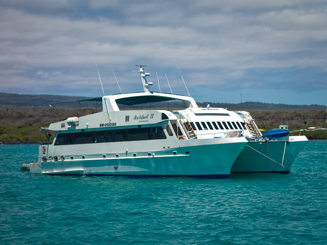Galapagos cruises: Archipell II catamaran