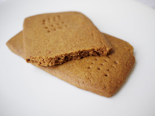 03-11 gingerbread cookie