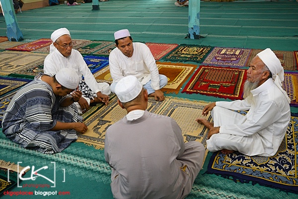 Masjid_Bandar_Kuching_03