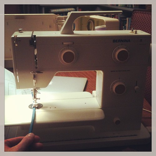 Miss Nova, I love you!!!! 1/4" ties were almost impossible to stitch on my janome (the feed dogs were so wide set), they were do-able on the featherweight, but they're a pleasure on my new baby. Nova has adjustable needle position, like newer machines, th