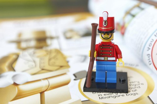 LEGO Character Encyclopedia Toy Soldier NEW *Exclusive* Minifigure Collectable 