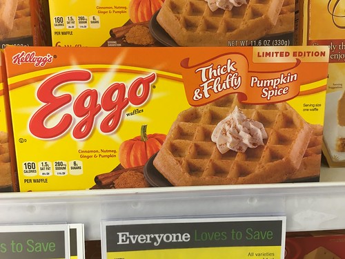 Pumpkin Spice Eggo Waffles, Kellogg's, 9/2016, pics by Mike Mozart of TheToyChannel and JeepersMedia on YouTube #Pumpkin #Spice #Eggo #Waffles