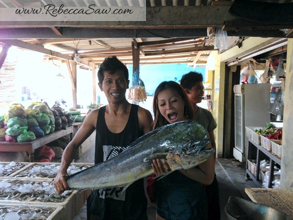 rebecca saw - jimbaran bali fish market