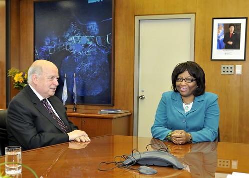 Secretario General de la OEA visitó a la nueva Directora de la OPS