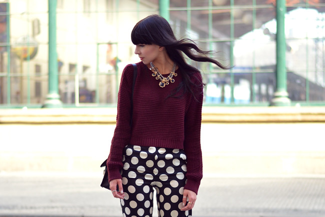 Topshop dots burgundy outfit blogger CATS & DOGS fashion blog 1