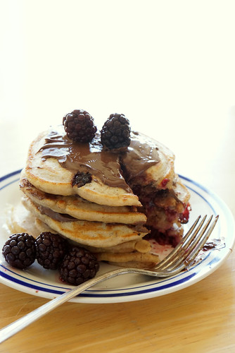 blackberry nutella pancakes