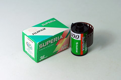 Fujicolor Superia 100