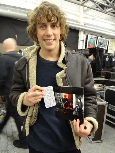 JOHNNY BORRELL (Razorlight) & released limited 7inch & QOS Iphone cover by queensofsounds