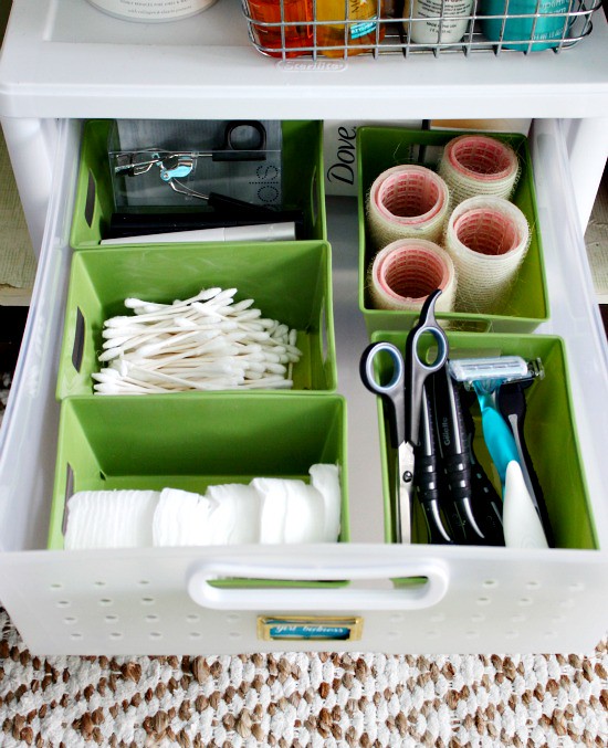 Hi Sugarplum | Organized Bathroom Cabinets