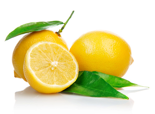 10 Benefits to Drinking Warm Lemon Water Every Morning