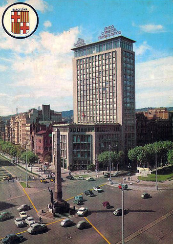 Barcelona, Avda. Diagonal cruce con paseo de Grácia, hacia 1965, editada por Bergas núm 9 by Octavi Centelles
