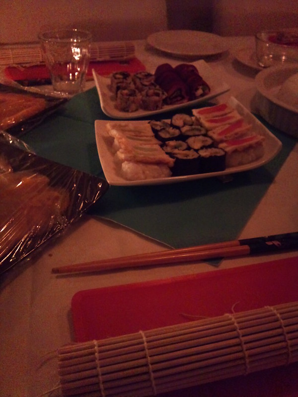 Rolling sushi's @ onze buren