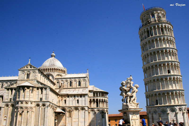 Torre inclinada de Pisa en Italia