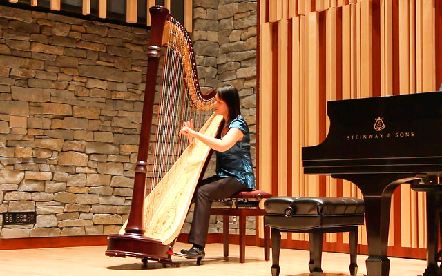 Concert Grand Harp
