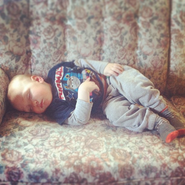 Nothing like a sleeping little nephew.  :) #cmig365apr #socute #dontwakethebaby