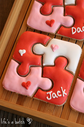 Puzzle Valentine Cookies.