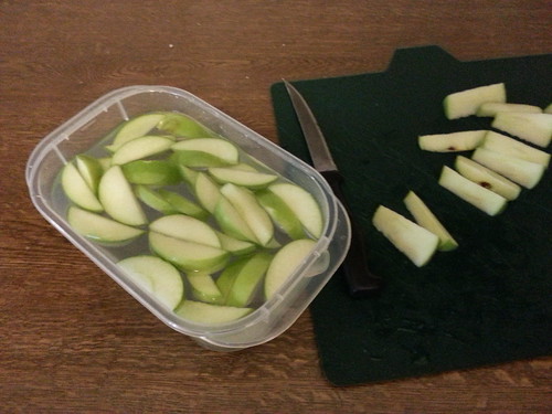 cut up apple 20130215_071708.jpg