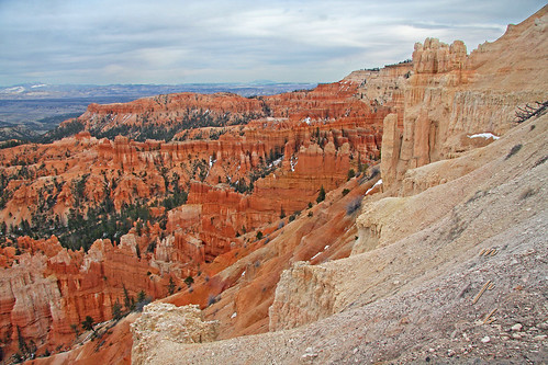 Bryce Canyon ......      Explore by minniemouseaunt