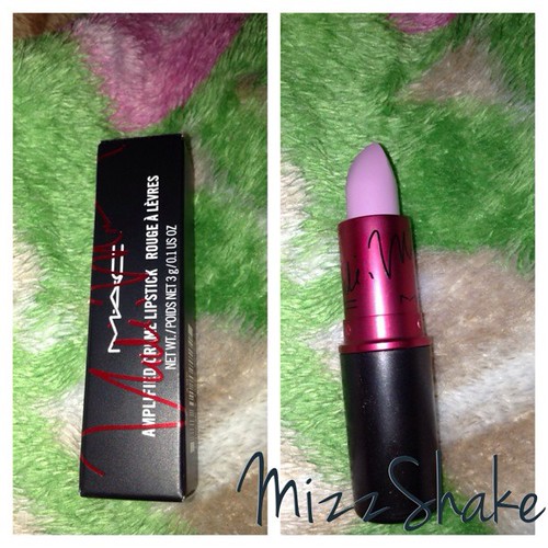 Über excited to give this a try! #vivaglamnicki2 #mac #lipstickjunkie #beautyjunkie #makeupjunkie