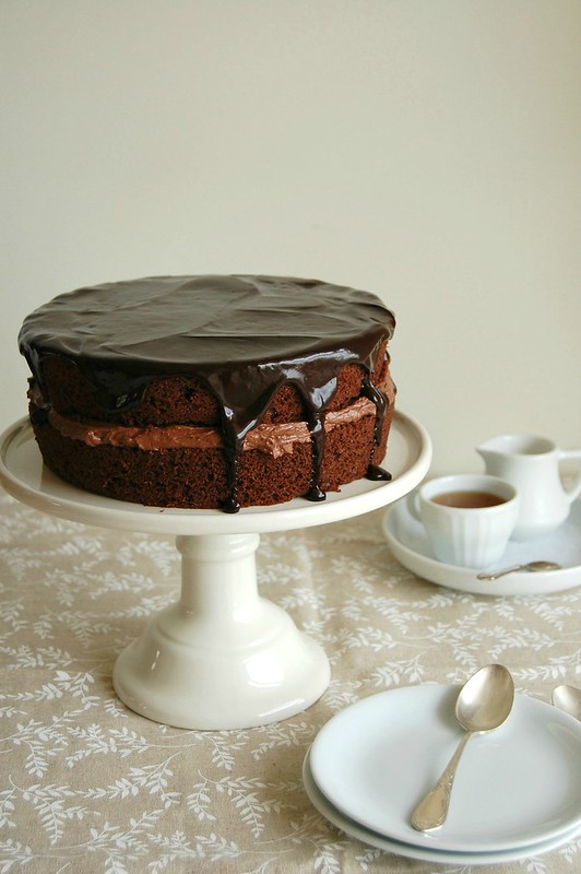 Chocolate victoria sponge cake / Bolo Victoria de chocolate