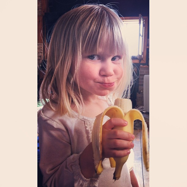 She totally looked at me and said "What?!" :D  #squaready #shekillsme #cmig365apr #banana #snacktime