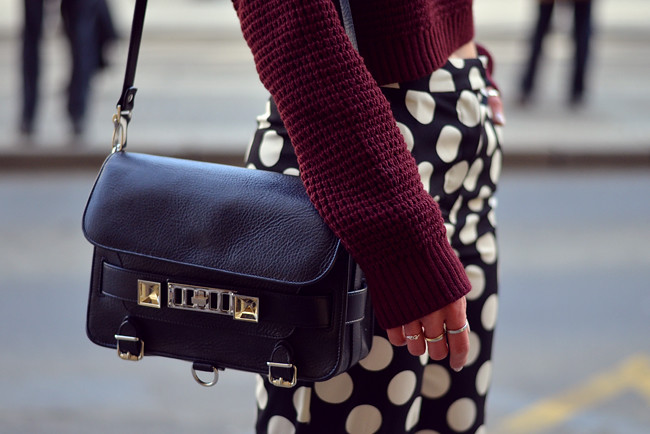 Topshop dots burgundy outfit blogger CATS & DOGS fashion blog 5