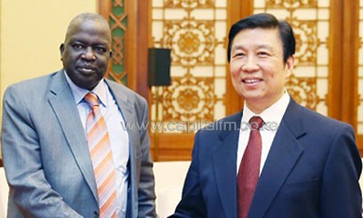 Chinese Vice President Li Yuanchao meets with Kom Kom Geng, head of a delegation from the Sudan People’s Liberation Movement (SPLM) of South Sudan, in Beijing/XINHUA. by Pan-African News Wire File Photos
