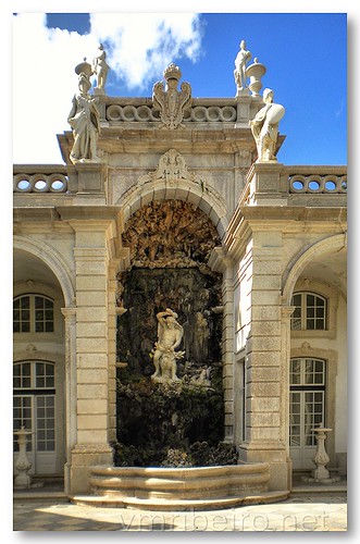Fonte nos jardins do Palácio de Belém by VRfoto