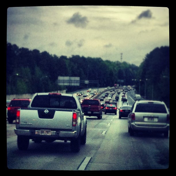 В Атланте, практически, всегда очень плотное движение и даже пробки. Даже на платных дорогах.