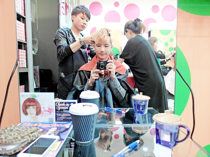typicalben doing hair at shunji matsuo