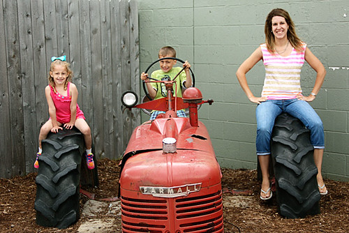 Tractor_Me-and-Kids-on-it