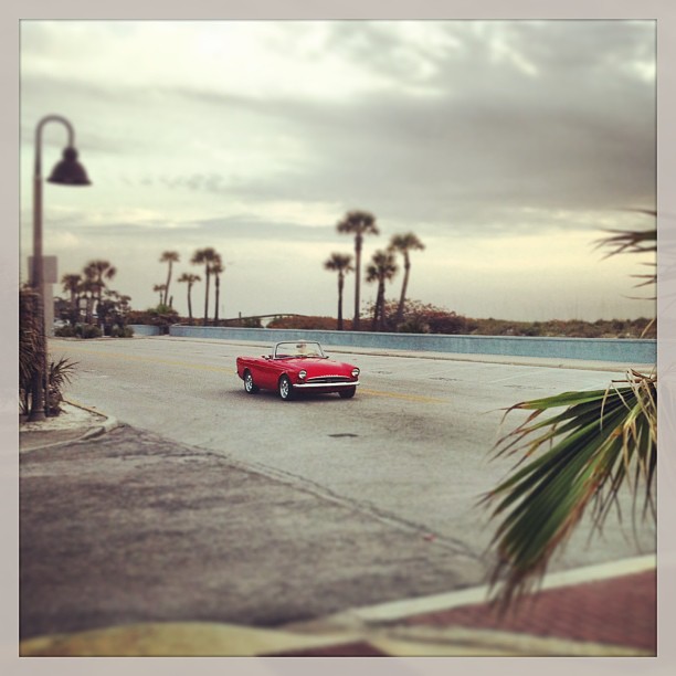 Шоп я так жил. #usa #florida #ocean #stpete #luxury #car #shore