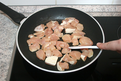 21 - Hähnchenbrust anbraten / Roast chicken breast