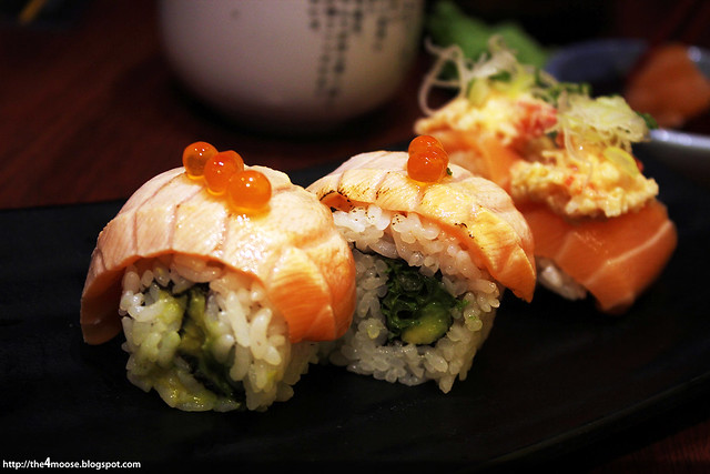 Itacho Sushi - Roasted Salmon Roll