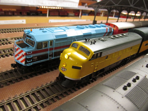 Chicago commuter train locomotives in H.O Scale.  The Oak Park Society of Model Engineers,H.O  Scale Model Railroad Club.  Oak Park Illinois.  May 2013. by Eddie from Chicago