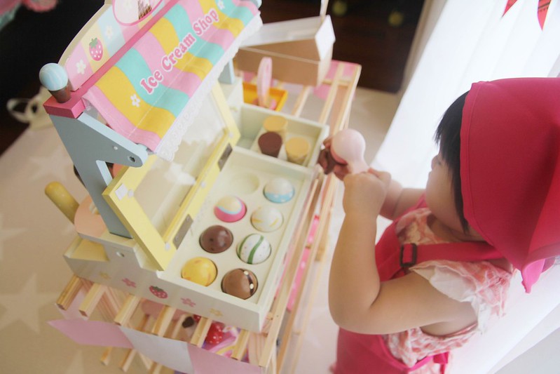 【日本 Mother Garden】野草莓甜心條紋廚房組、野草莓冰淇淋專賣店、野草莓經典點心盒